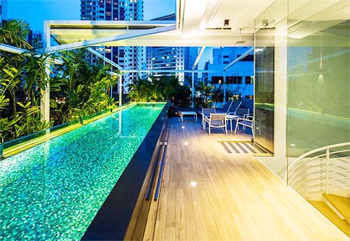 Tìm hiểu về hồ bơi trên sân thượng, mái, nóc nhà, lưu ý khi xây dựng, ưu nhược, chi phí